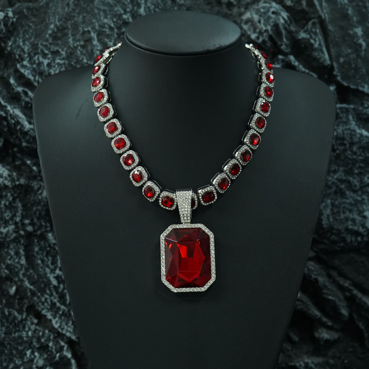 Square Baguette Solitaire Pendant | NORVIA