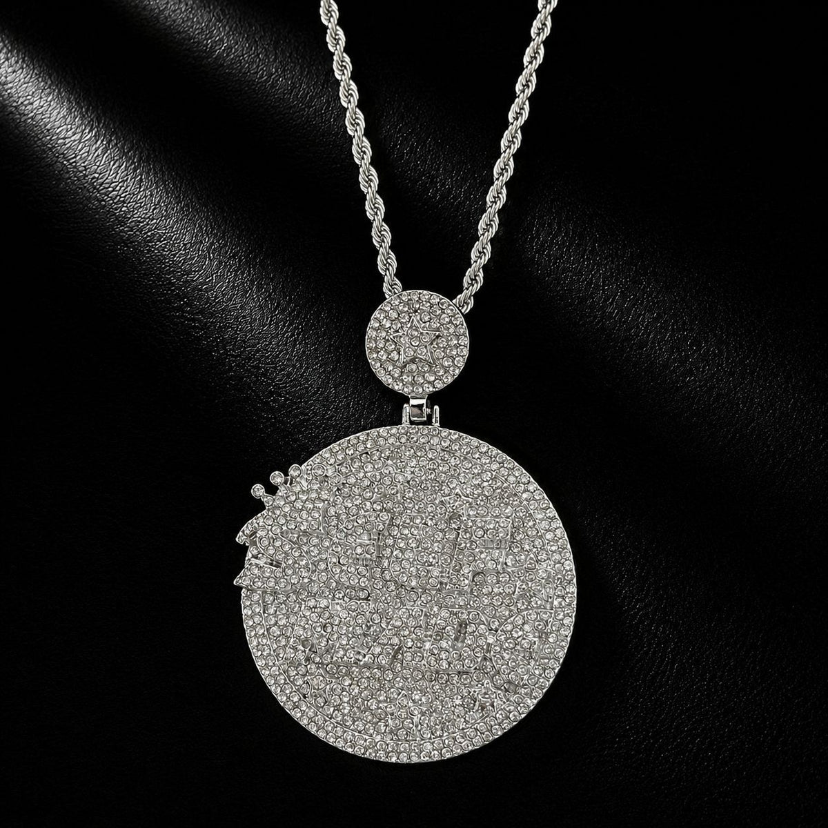 Self Made Medallion & 24" Rope Chain | NORVIA