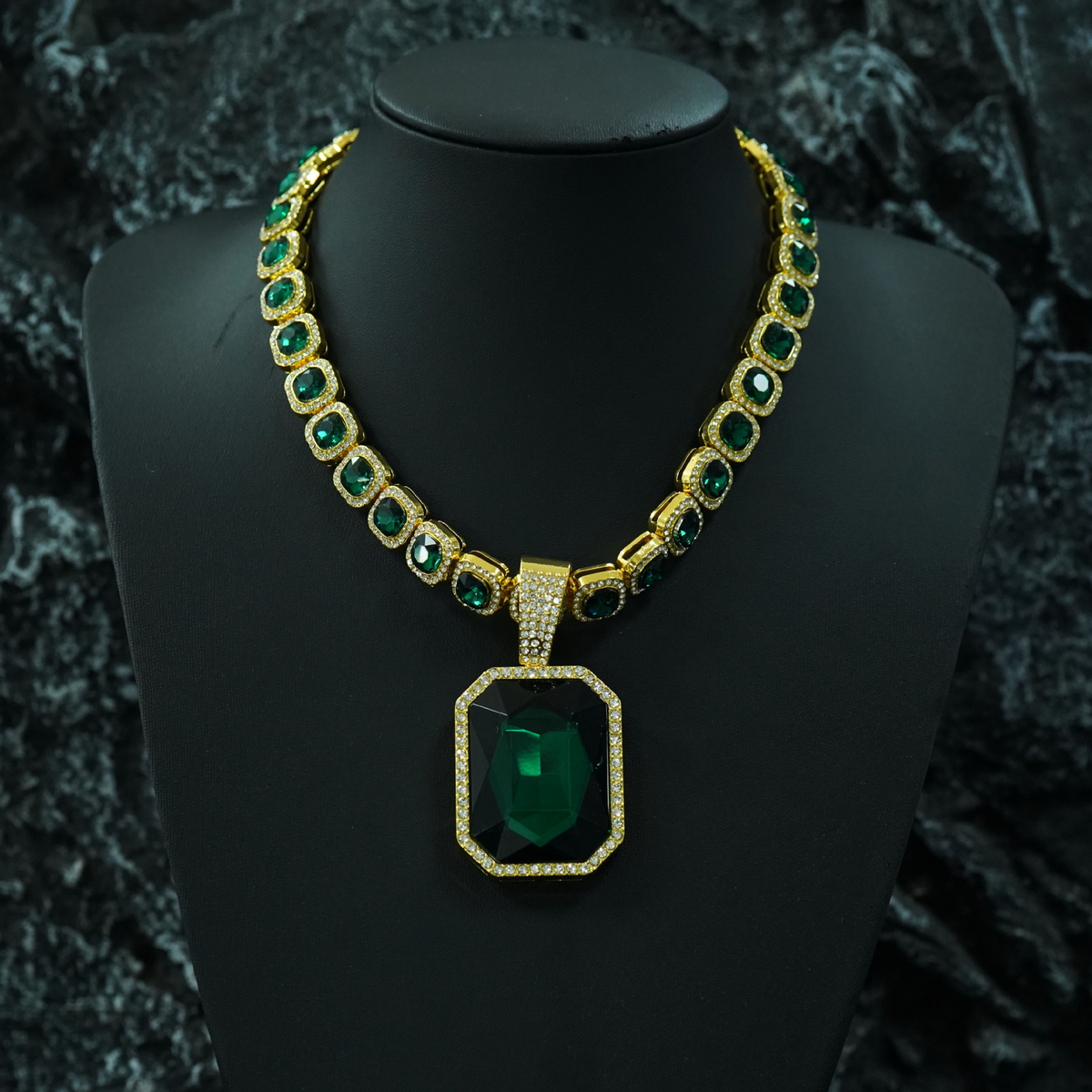 Square Baguette Solitaire Pendant | NORVIA