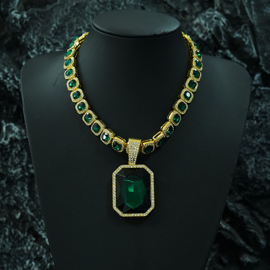 Square Baguette Solitaire Pendant | NORVIA
