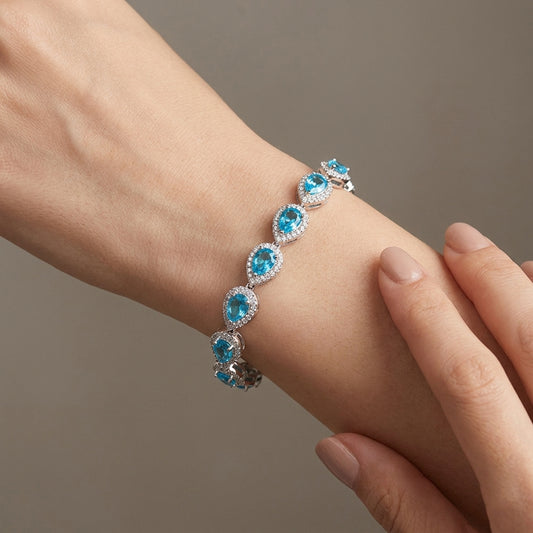 NORVIA Pavé Heart CZ Diamond Tennis Bracelet