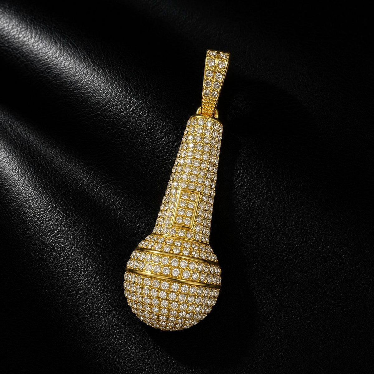 Iced Microphone Pendant & Cuban Chain | NORVIA