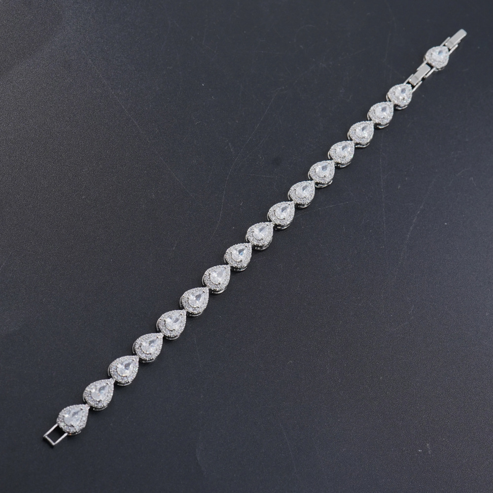 NORVIA Pavé Heart CZ Diamond Tennis Bracelet - Premium Iced Jewelry View 3