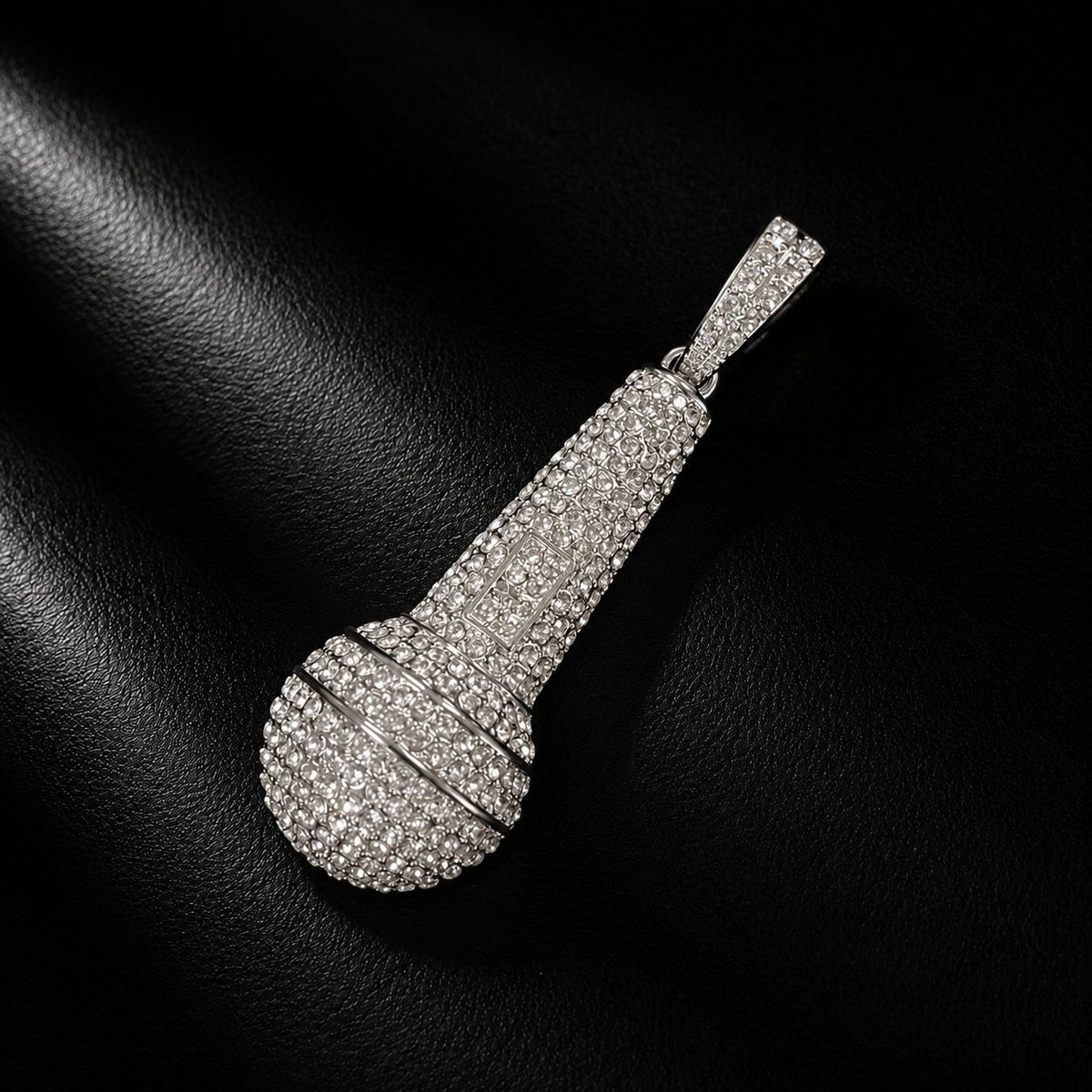 Iced Microphone Pendant & Cuban Chain | NORVIA